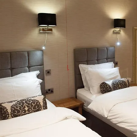 Hotel Forty One-3