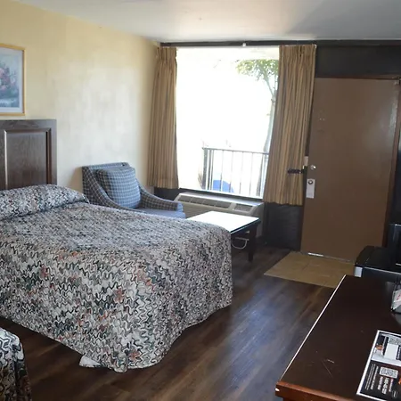 Tarpon Shores Inn-3