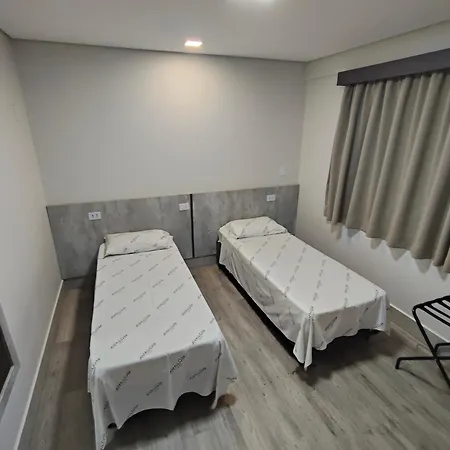 Hotel Avalon Maringá Econômico-3