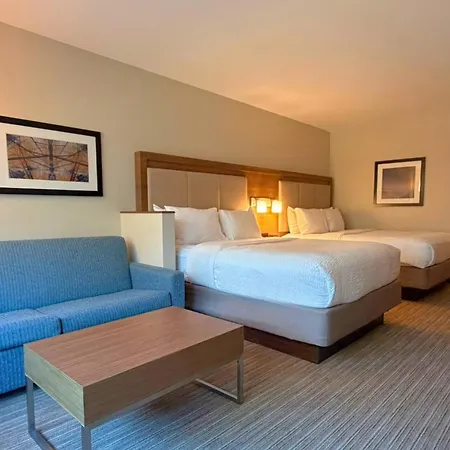 Holiday Inn Express & Suites Charlotte - Ballantyne By Ihg-3