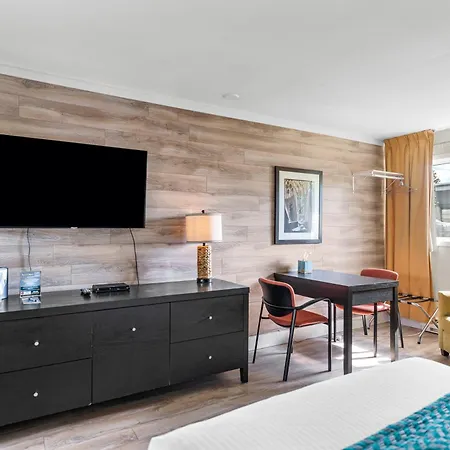 Shores Inn & Hotel-2