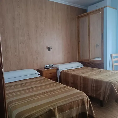 Hostal Los Palancares-3