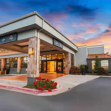 Suburban Studios Salt Lake City Airport-2