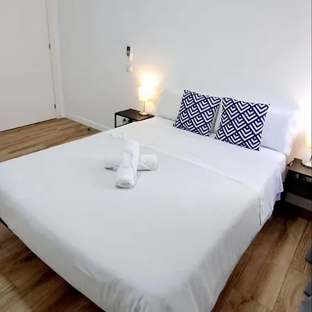 AYZ Joaquín Pol - Auto check-in property-2