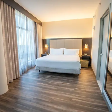 Holiday Inn Express Long Island City E - New York By Ihg-3