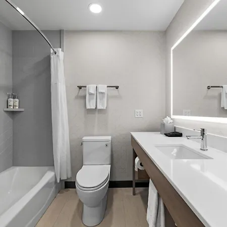 Holiday Inn Express Hotel & Suites Santa Cruz By Ihg-2