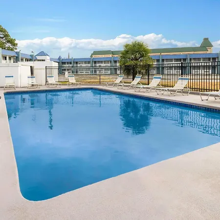 Super 8 By Wyndham Portsmouth - Norfolk-3