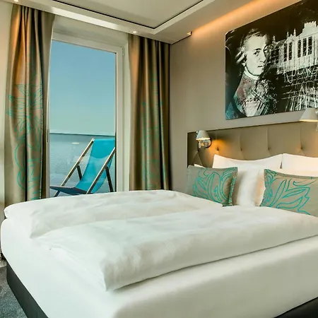Motel One Salzburg-Mirabell-3