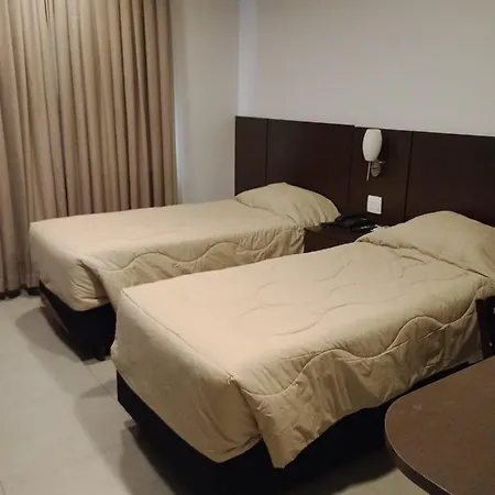 Hotel Lugus-2