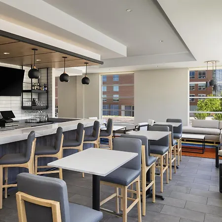 Hyatt House Pittsburgh-South Side-2