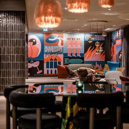 Motel One Berlin-Potsdamer Platz-3