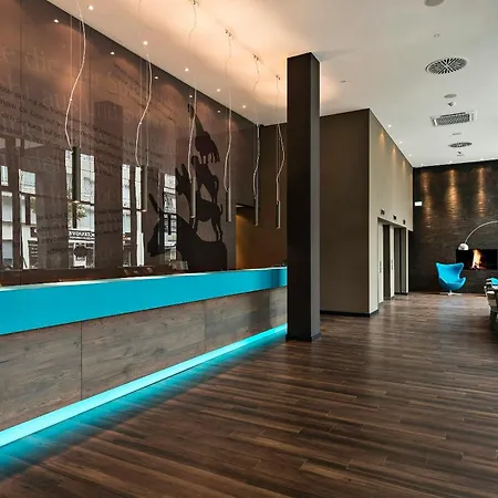 Motel One Bremen-3