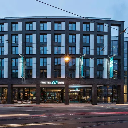 Motel One Bremen-2