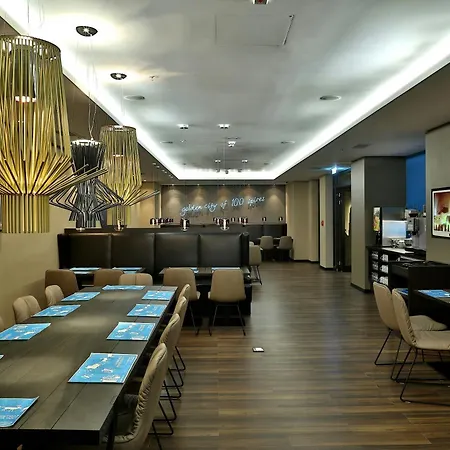 Motel One Prague-Florentinum-2