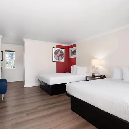 Ramada By Wyndham San Diego Poway Miramar-2