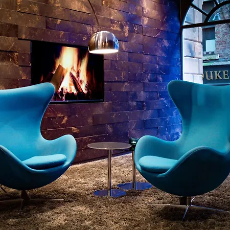 Motel One Newcastle-3