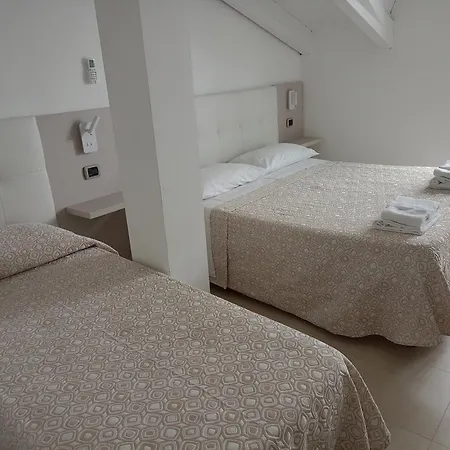 Hotel Riviera-2