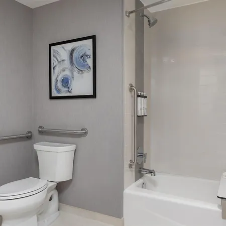 Hyatt Place Toronto Airport-2