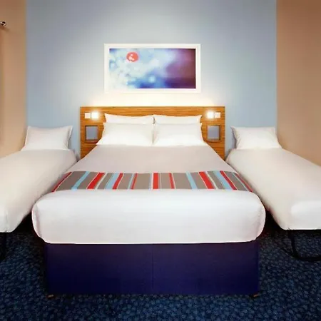 Travelodge Sunbury M3-2