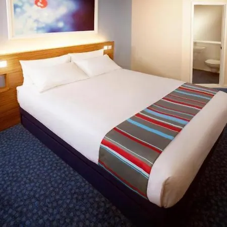 Travelodge Bournemouth Seafront-2