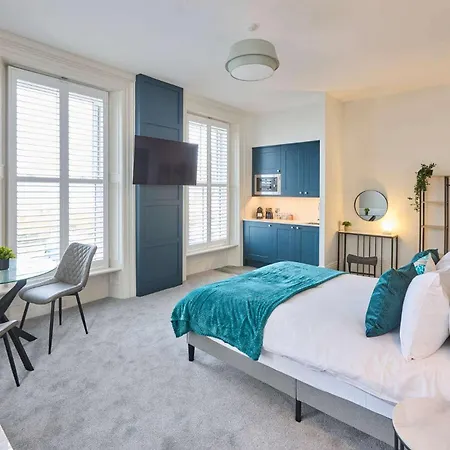 Host & Stay - The Langley Hotel-3