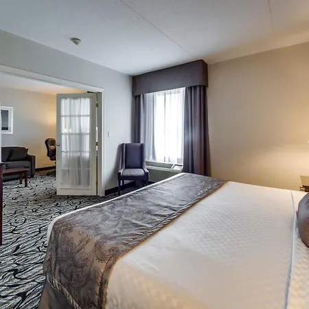 Monte Carlo Inn Oakville Suites-2