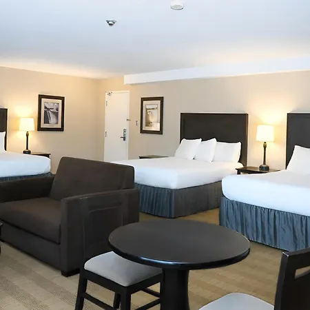 Skyline Hotel & Waterpark-3