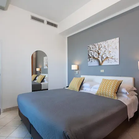 Momo Seaview Hotel-3