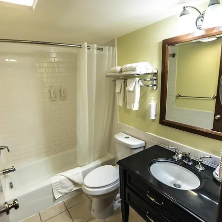 The Mammoth Creek Inn-2