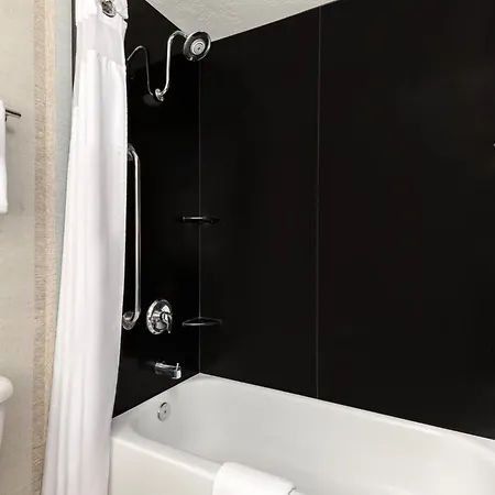 Holiday Inn Express Hotel & Suites Eugene Downtown - University By Ihg-3
