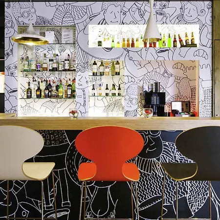 Ibis Versailles Chateau-3