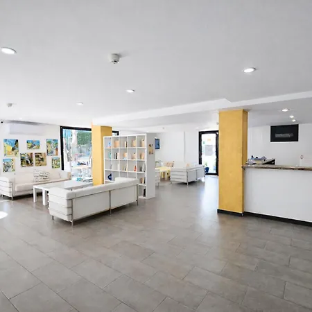 Adia Hotel Cunit Playa-2