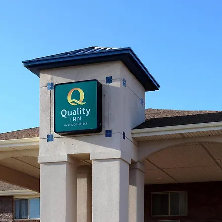 Quality Inn Lincoln Cornhusker-2