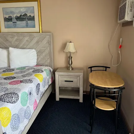 Regal Inn Hampton Beach-3