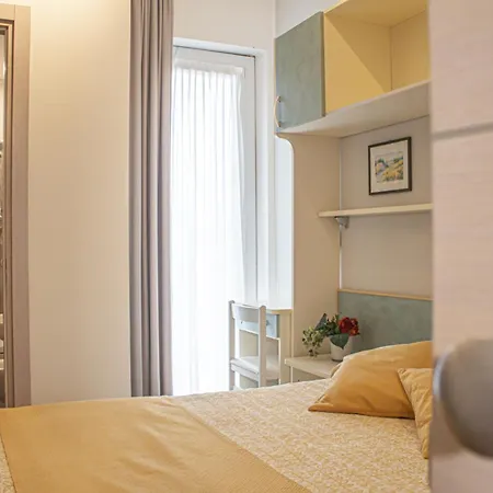 Hotel Sandra-3