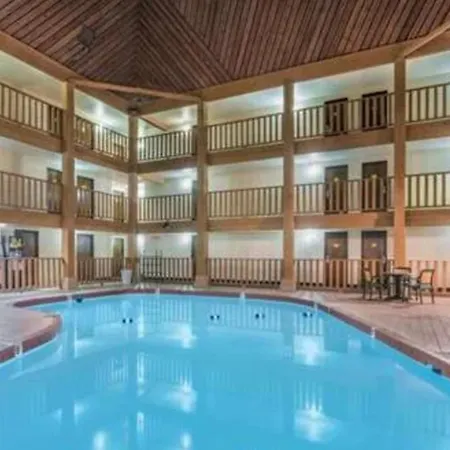 Fairbridge Inn & Suites Spearfish-3