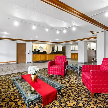 Quality Inn Near Monument Health Rapid City Hospital-3