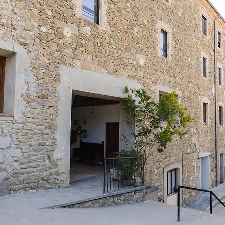Hostal by El Collell TODO INCLUIDO-2