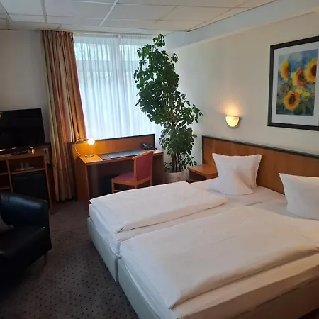 Andersen Hotel Birkenwerder-3