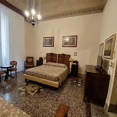 Hotel Villa Liana-2