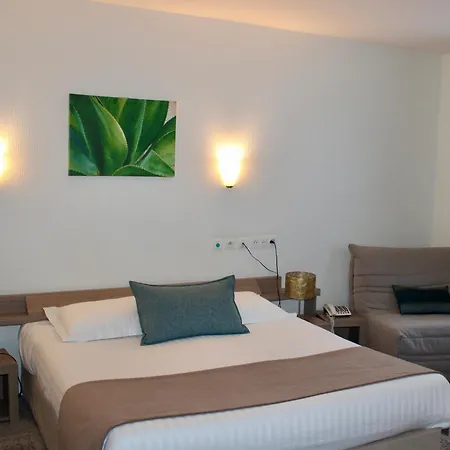 Brit Hotel Alghotel-2