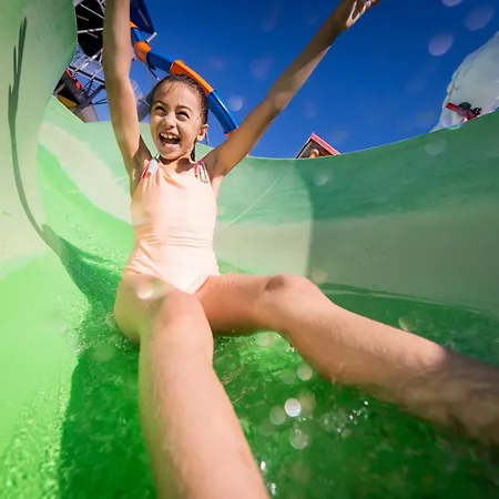Coco Key Hotel & Water Park Resort-3