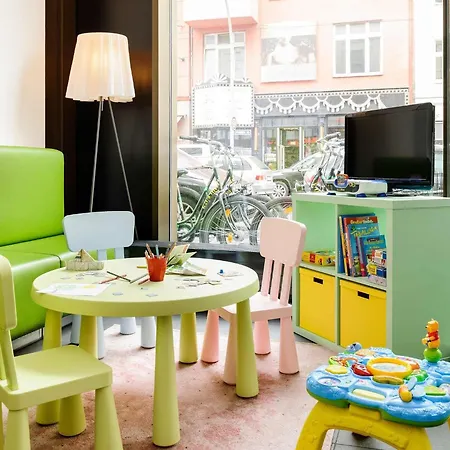 ibis Styles Hotel Berlin Mitte-2