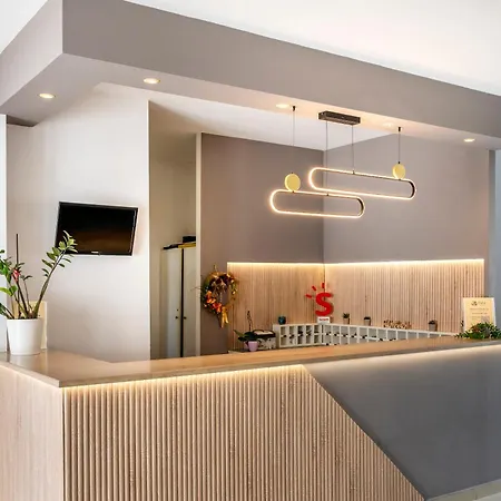Palm Beach Hotel - Adults Only-3