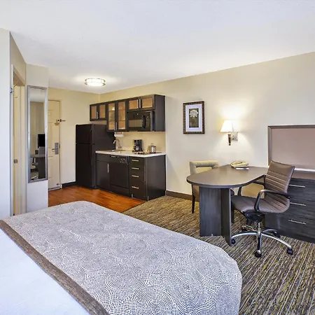 Candlewood Suites Indianapolis Northeast By Ihg-3