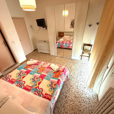 Hotel San Donnino-3