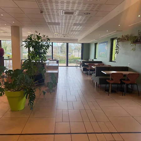 Ibis Styles Flers-2