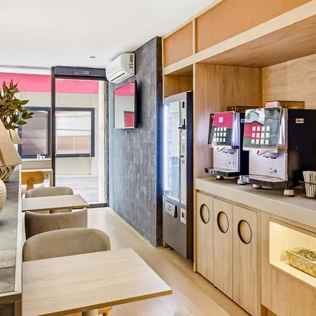 B&B Hotel Tarragona Centro Urbis-3