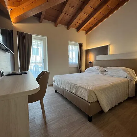Hotel Roma-3