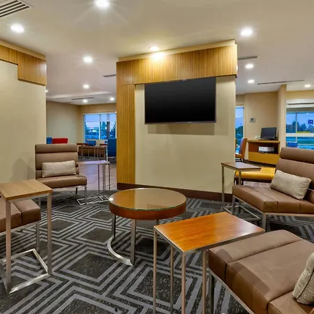 Towneplace Suites By Marriott Grand Rapids Airport Southeast-3